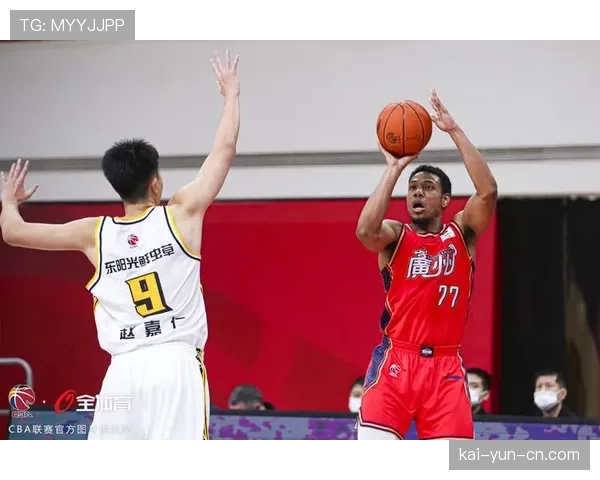 广州龙狮力克浙江东阳光药，拿到通往季后赛的关键一胜